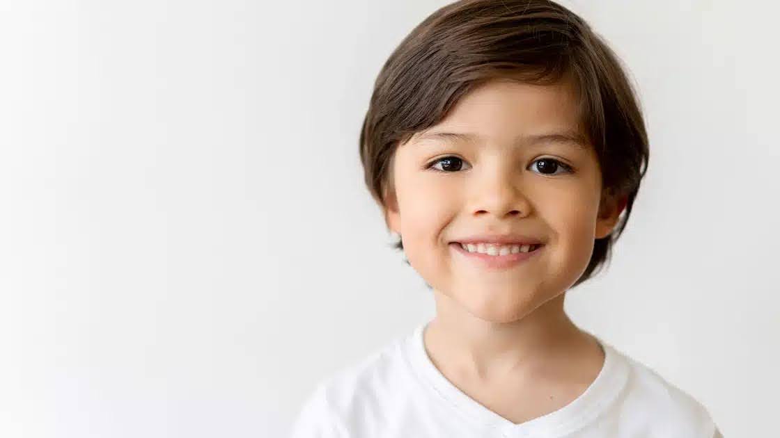   A kid with perfect teeth after ALF orthodontics treatment